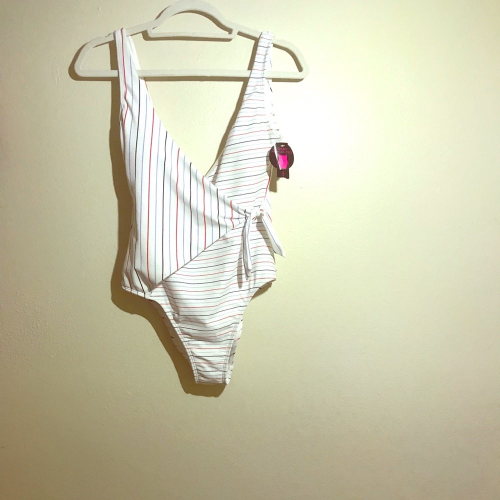 Bathing suit